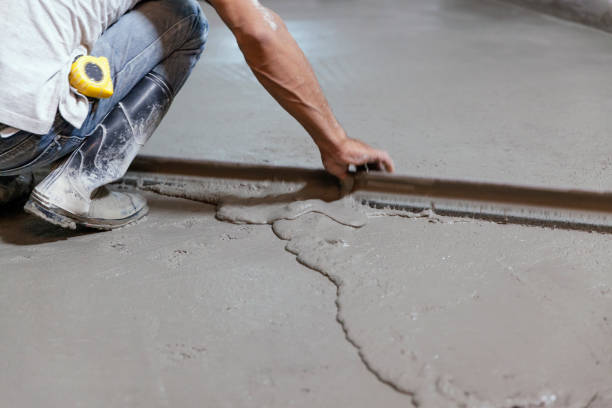 Best Concrete Driveway Installation in Okawvle, IL