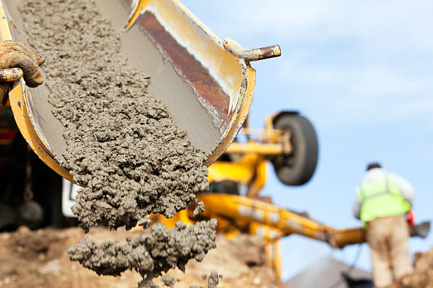 Best Concrete Pool Decks in Okawvle, IL